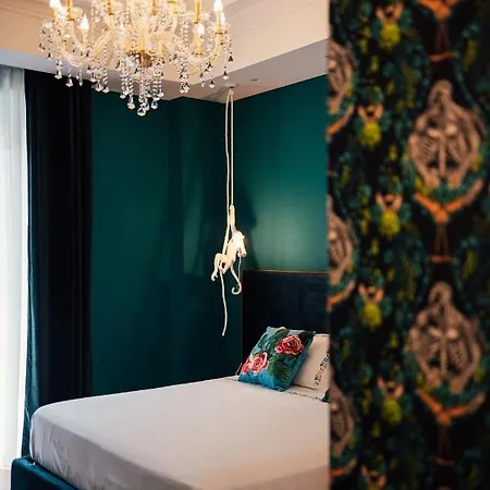 Alojamento de Acomodação e Pequeno-almoço Aron Only 4*