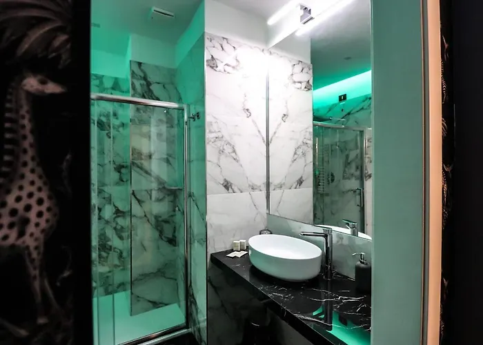 Aron Only Bed & Breakfast 4*