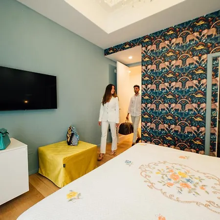 Bed & Breakfast Aron Only 4*