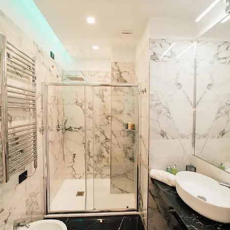 Bed & Breakfast Aron Only 4*