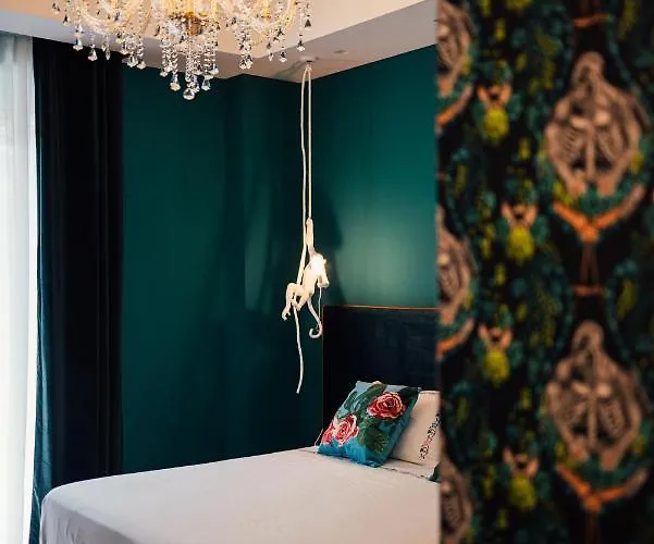 Bed & Breakfast Aron Only 4*